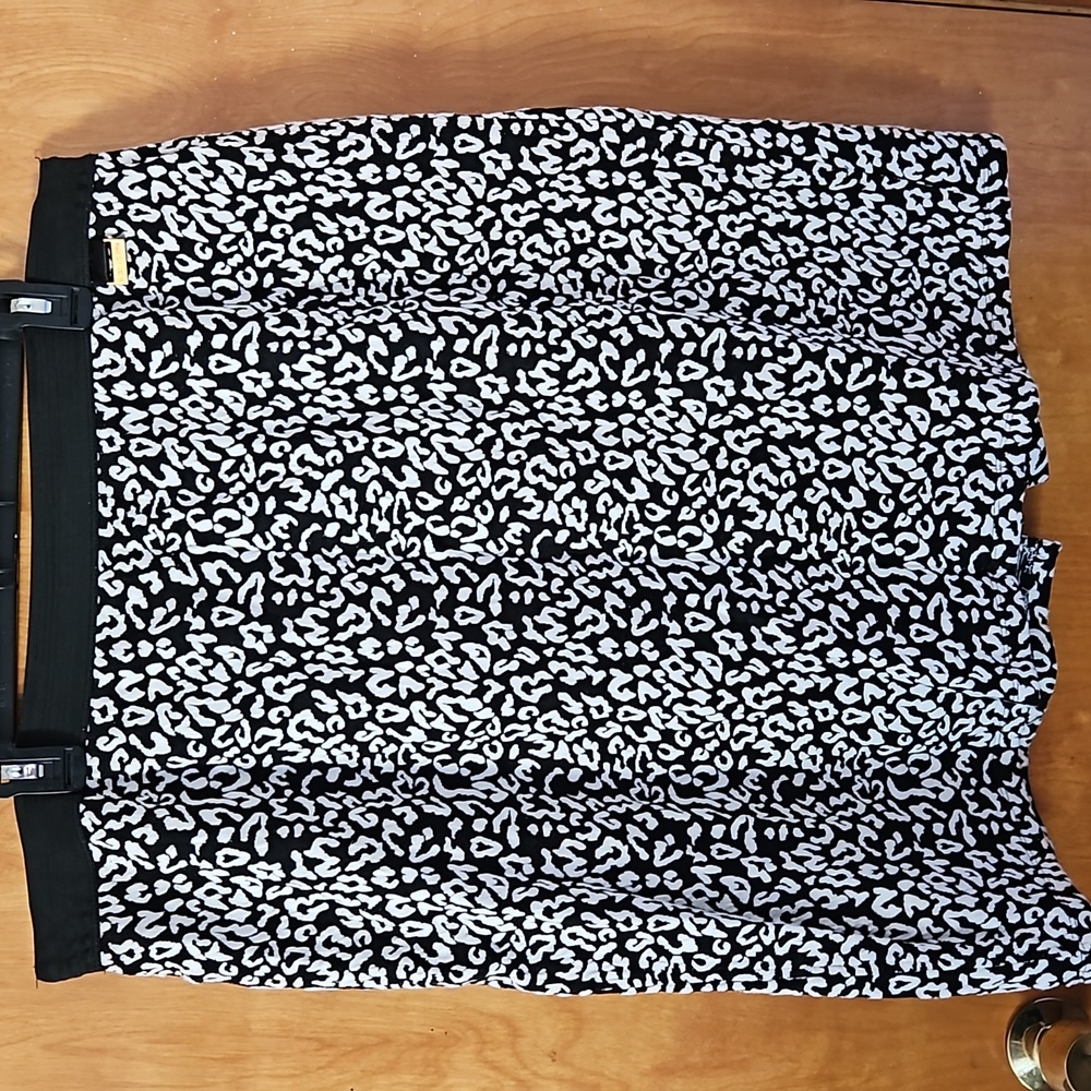 Black and White Leopard Skirt